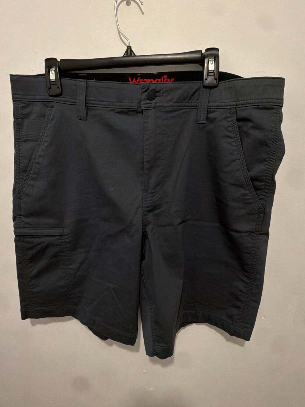 Wrangler Men's Regular Fit Cargo Shorts, Size 34